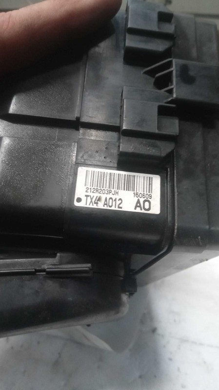 2016 Acura RDX Fuse Box OEM Maroon 3.5L 105K Miles NJ25-22121-557045
