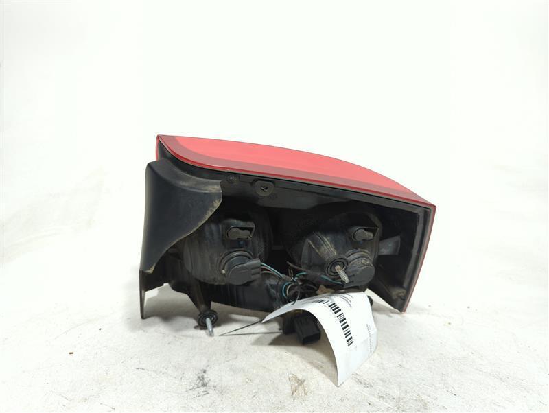 2009-2010 Dodge Charger Left Tail Light Assembly OEM Used 181K Miles
