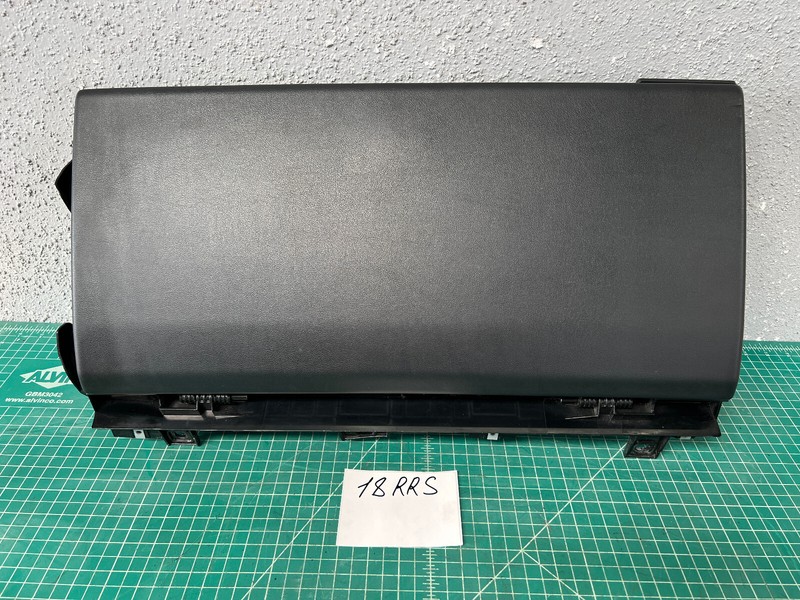 18-22 Range Rover L494 GLOVE BOX STORAGE COMPARTMENT OEM