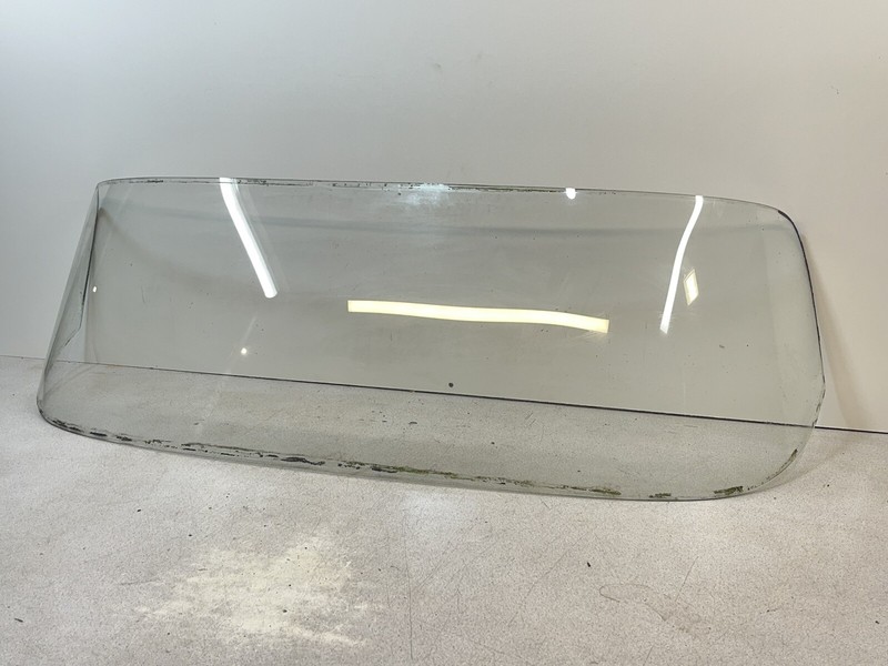 1968 Mercedes Benz W110 Fin Tail 200d 190 Rear Back Glass Windshield Window 110