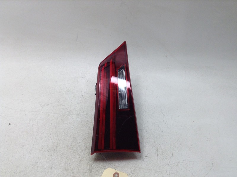 14-15 LEXUS IS250 REAR RIGHT PASSENGER SIDE INNER TAIL LIGHT LAMP OEM