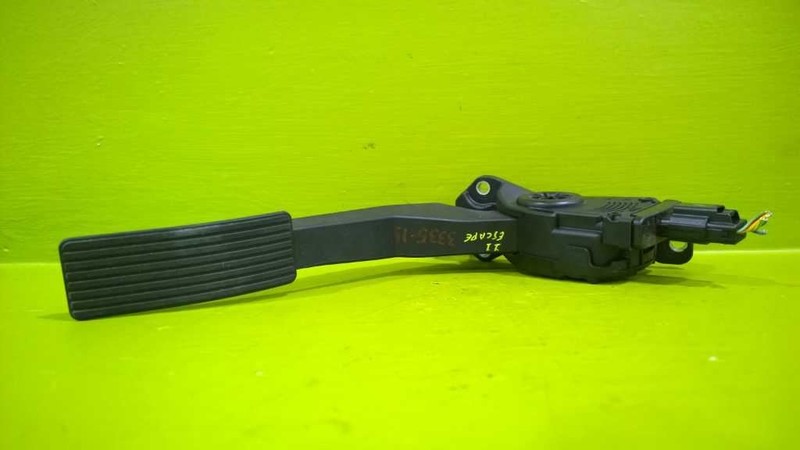 09 10 11 12 ESCAPE GAS ACCELERATOR PEDAL OEM 3335-15