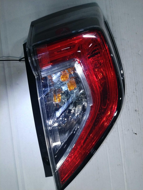 2018 Honda Civic Tail Light Assembly Right Blue 629465 Used 148k Miles