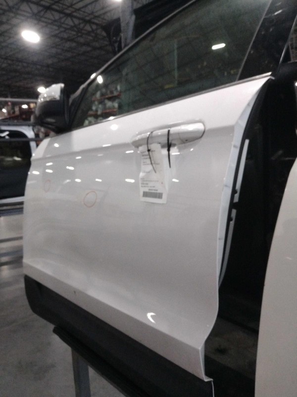 2020 Ford Edge Left Door White OEM, 134K Miles, SUV Part - NJ25-28528-723737