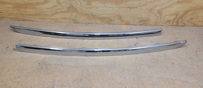 2010 - 2012 BMW 740I F01 Front Bumper Lower Grille Molding Trim Set OEM
