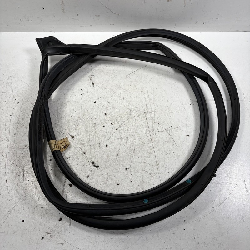 09-13 Honda Fit Right Front Door Weatherstrip Around Door Seal 72310-TF0-003 OEM