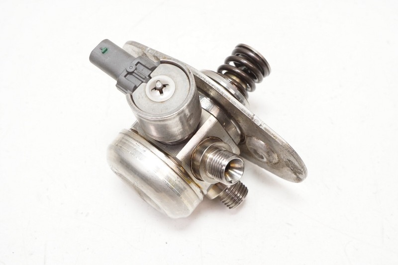 BMW X1 X3 X4 Z4 High Pressure Fuel Pump OEM 2013 - 2018