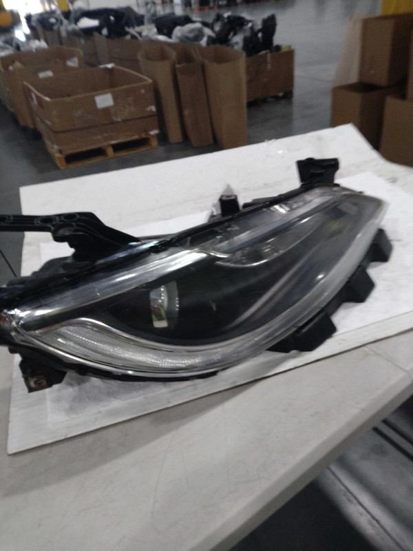 2016 Chrysler 200 Right Blue Headlight Assembly OEM - Used, 83K Miles