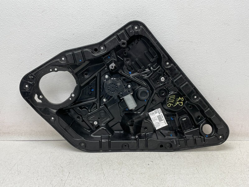 19 20 21 22 Mercedes A220 Rear Right Passenger Window Regulator W/Motor 1416 OEM