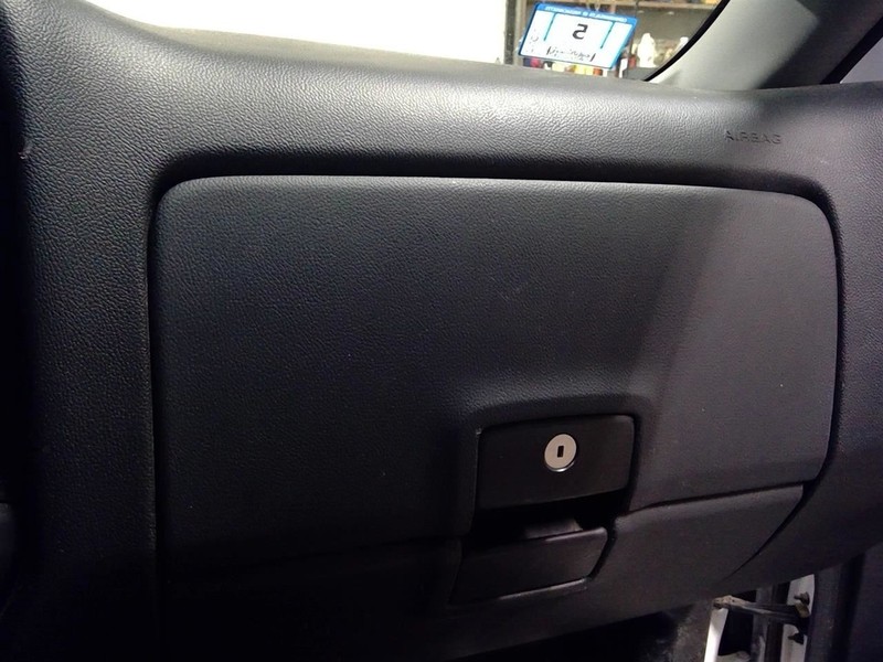 SILVERADO 1500 2014-2017 Glove Box 1764563