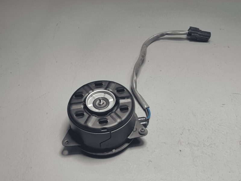 2016-2021 Honda Pilot Front Driver Side Engine Radiator Cooling Fan Motor OEM