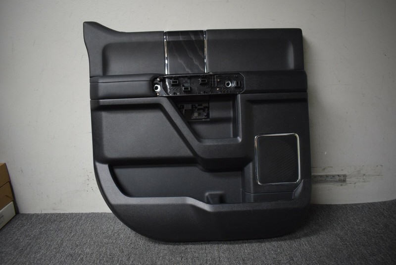 2019-2020 Ford Ranger Door Trim Panel - Driver's SIDE