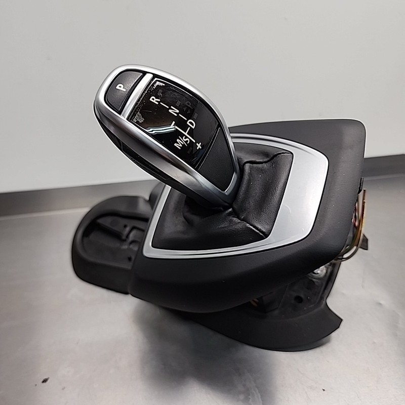 2013 - 2015 Bmw X1 E84 Gear Floor ShiftKnob Center Console Unit Oem 9260295 AT