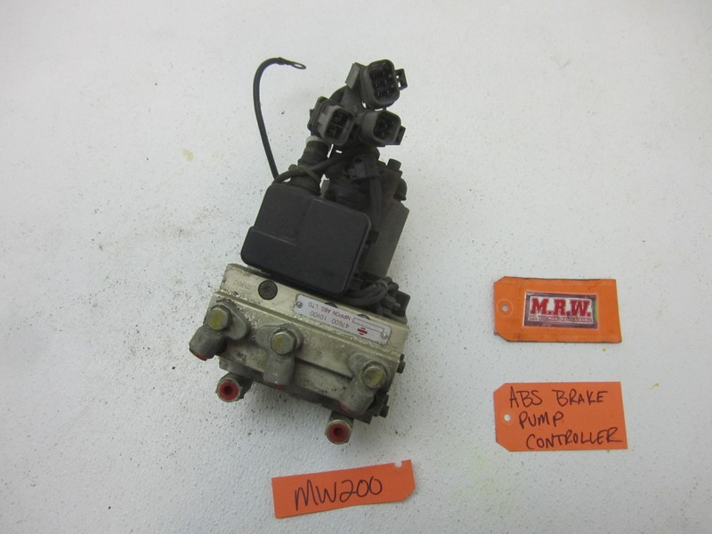 ABS ANTI LOCK BRAKE PUMP ECM COMPUTER 4760010Y00 for 93 94 95 96 97 INFINITI J30