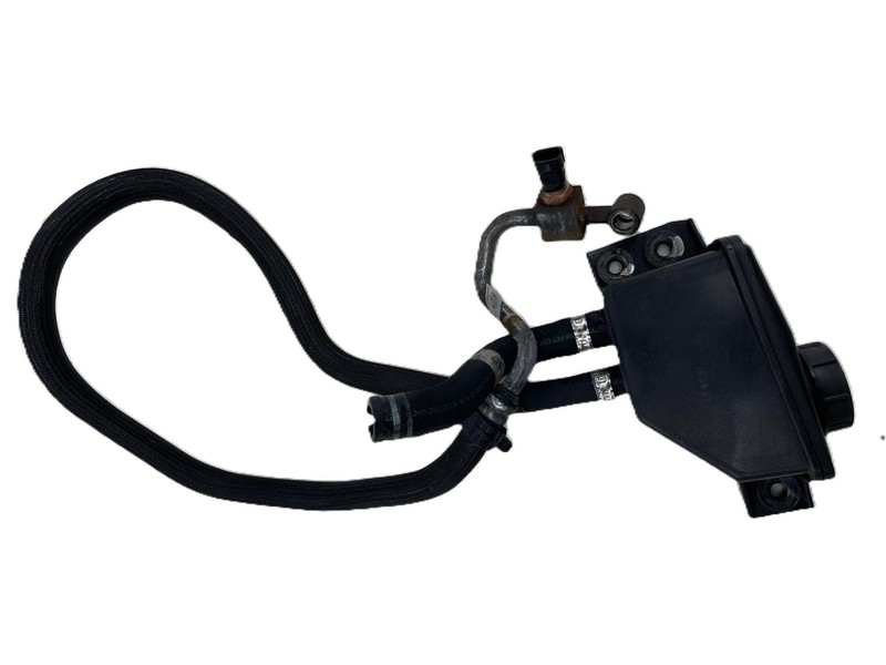 2014 Maserati Quattroporte S Power Steering Reservoir With HosesCap & Sensor OEM