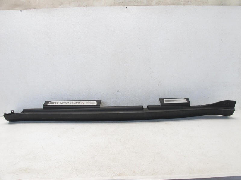 11-16 MINI COOPER S COUNTRYMAN R60 ROCKER PANEL MOLDING TRIM LEFT DRIVER 011724B