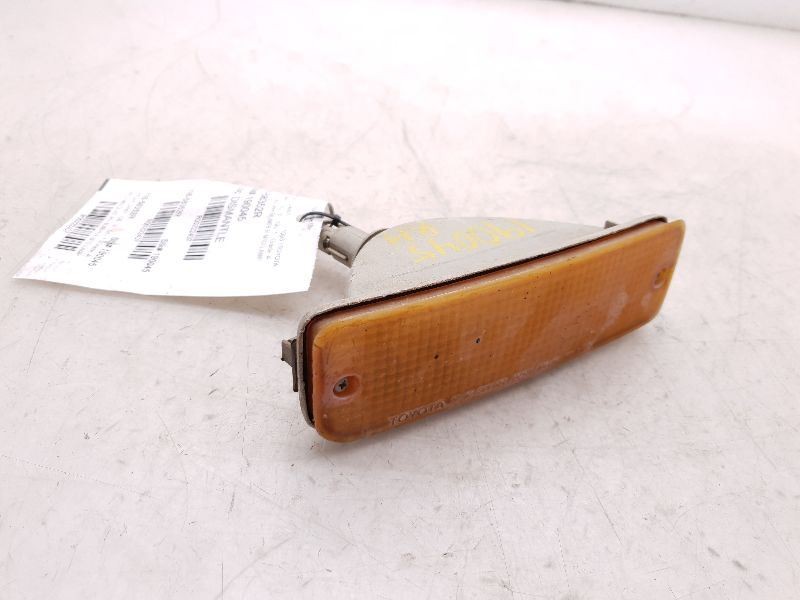 Passenger Corner/Park Light Bumper Mounted Fits 89-95 TOYOTA PICKUP