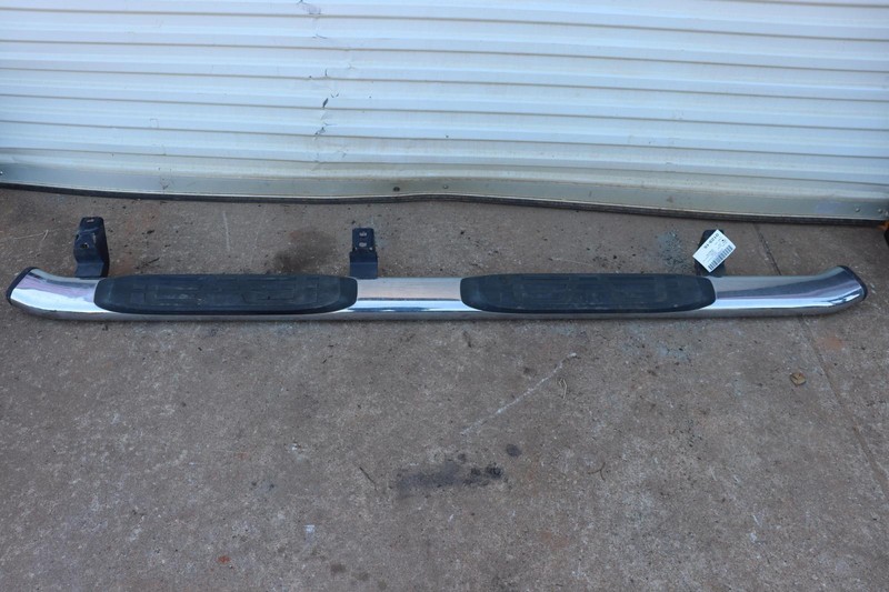 2005-2008 TOYOTA TACOMA LEFT DRIVER SIDE RUNNING BOARD STEP PLATE OEM
