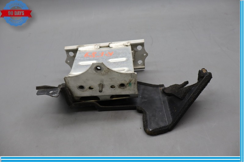 07-17 Lexus LS460 Right Side Bumper Reinforcement And Radiator Support Oem