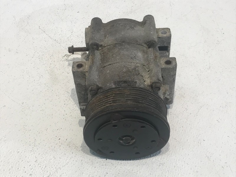 98-02 Ford Expedition Lincoln Navigator AC Compressor