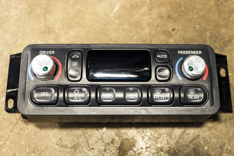 1997-2004 Chevy Corvette C5 Dual Climate Control Module OEM 16254311 *USED*