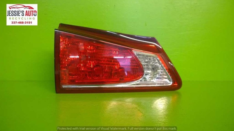 11 12 13 LEXUS IS250 SDN DRIVER LEFT LID MOUNT TAILLIGHT LAMP OEM 2028-48