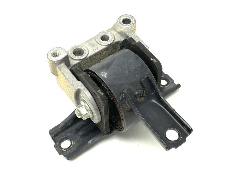 Right Engine Mount Bracket 2.4L Fits 2008-2013 Mitsubishi Outlander 79958