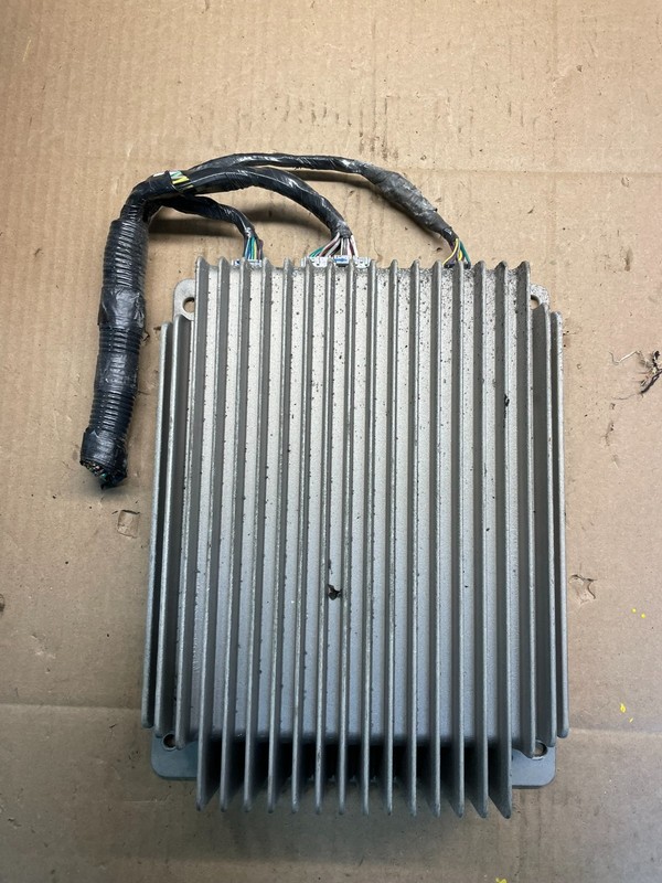 2007 to 2010 Lincoln MKX OEM Premium Radio Stereo Amp Amplifier U2106 DG