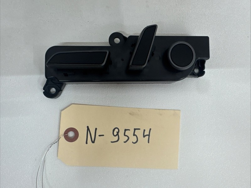 Tesla 3 Y Front Left Driver Side Seat Control Switch 1551854-01-AN-9554 B124