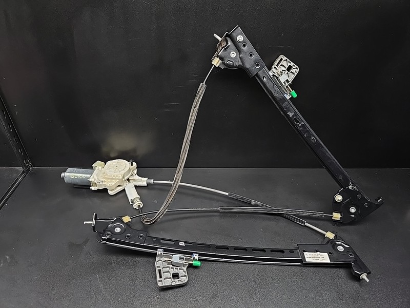 07-14 Mercedes W216 CL63 AMG CL550 Front Right Side Window Regulator Motor OEM