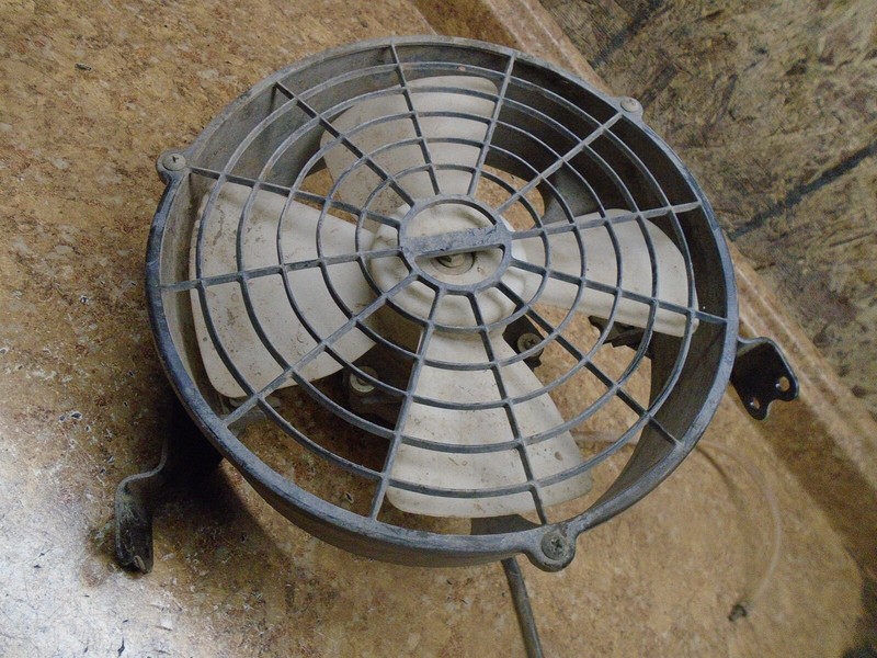 2003 Honda Foreman TRX400 TRX 400 ATV 4x4 Engine Cooling Fan Motor Coolant 2004