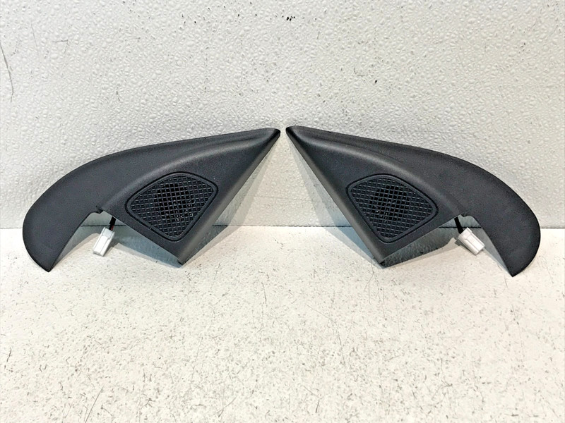 22-24 HYUNDAI SANTA CRUZ SPEAKER TWEETER AUDIO FRONT RIGHT LEFT DOOR TRIM PAIR