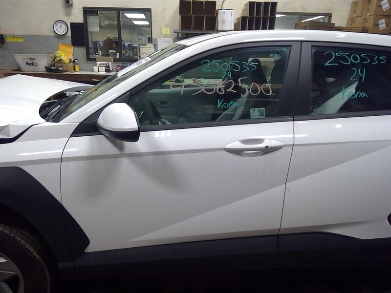 Driver Front Door With Automatic Up And Down Fits 24 KONA 1721326