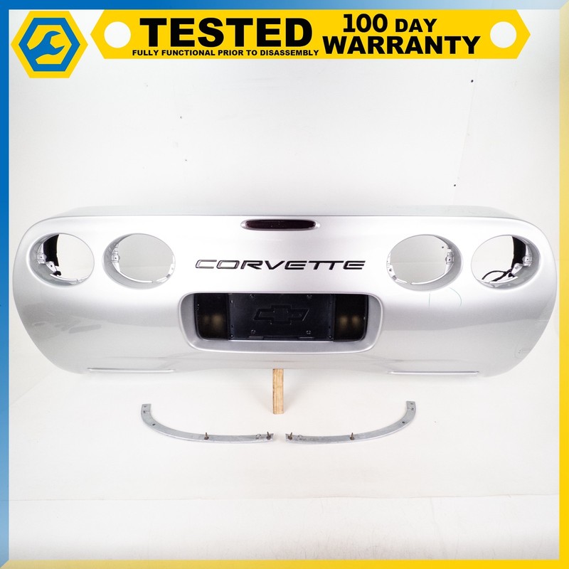 97-04 CHEVROLET CORVETTE C5 REAR BUMPER COVER W/BACK-UP LIGHT LAMP SILVER OEM
