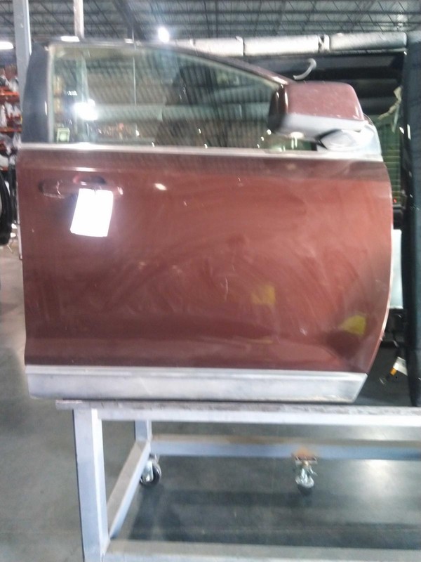 2010 Ford Edge Right Door Maroon - Good Condition, No Rust, Needs Cleaning
