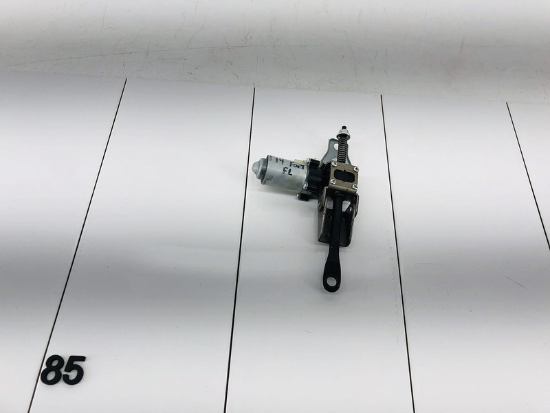 14-16 KIA FORTE FRONT LEFT DRIVER SIDE POWER SEAT TILT ADJUST MOTOR OEM