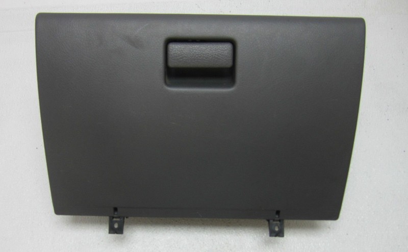 GLOVE BOX DOOR DASH TRIM PART LATCH HANDLE CAR COMPARTMENT for 02 SUZUKI ESTEEM