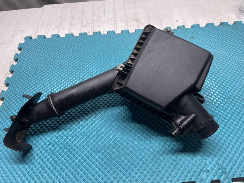 2011-2015 CHEVROLET VOLT 1.4L Air Cleaner Federal Emissions Opt NT7 Oem