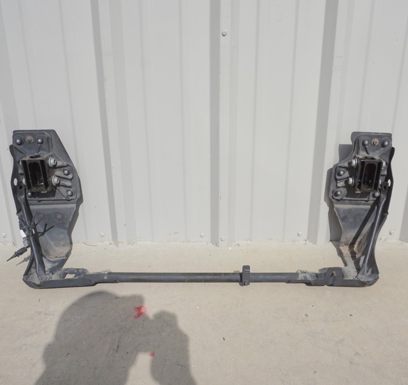 2003 - 2012 Mercedes R230 SL500 Front Lower Radiator Support Frame Bar Bracket