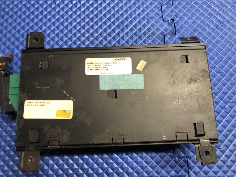 98-03 Mercedes W208 CLK320 CLK430 Bose Amp Amplifier Audio Sound 2088200989 OEM