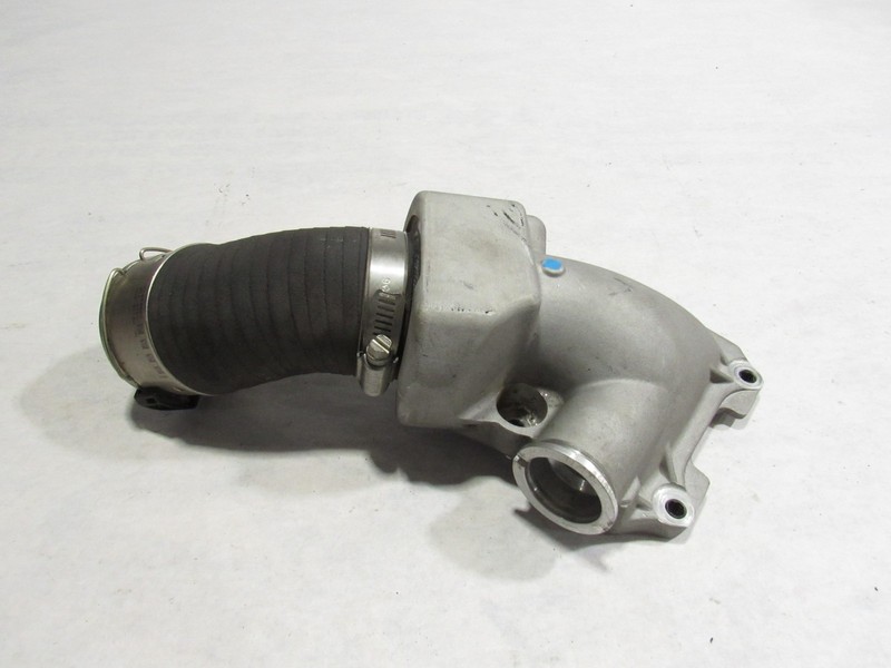 16-20 Cadillac CT6 2017 3.0L Right Turbocharger Turbo Air Inlet Pipe Tube ;:O