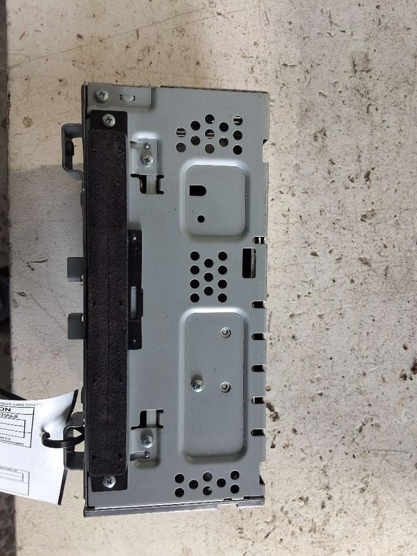 2017-2019 Ford Escape Radio Receiver AM FM CD MP3 ID GJ5T-19C107-BE