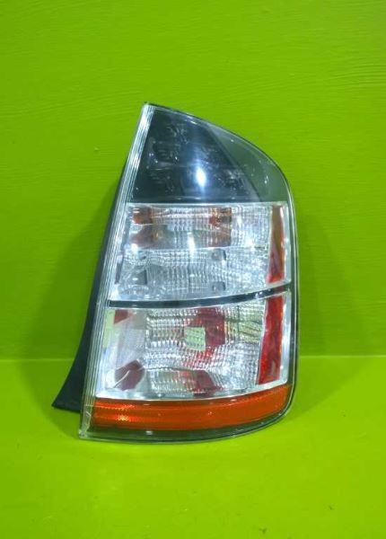 04 05 PRIUS PASSENGER RIGHT TAILLIGHT LAMP OEM 3699-34