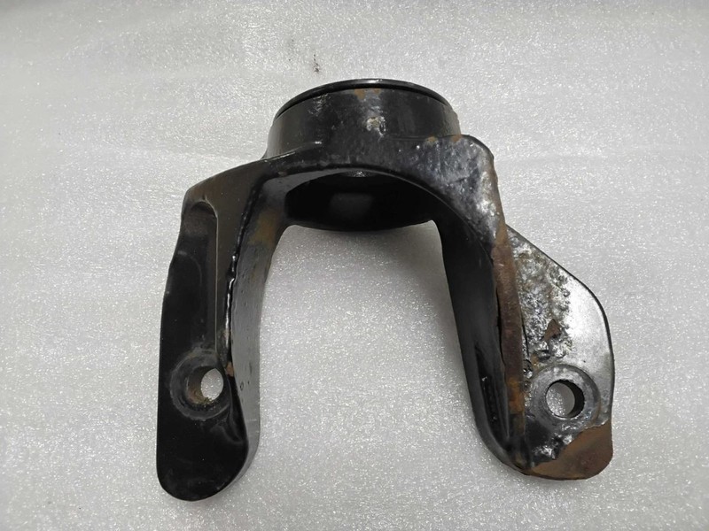 2013-2018 Ram 3500 5th Wheel RF Tie Down Bracket 177AA 32729C Mopar 68171177AB