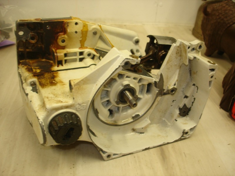 Stihl 026 crankcase chainsaw part onlybin746
