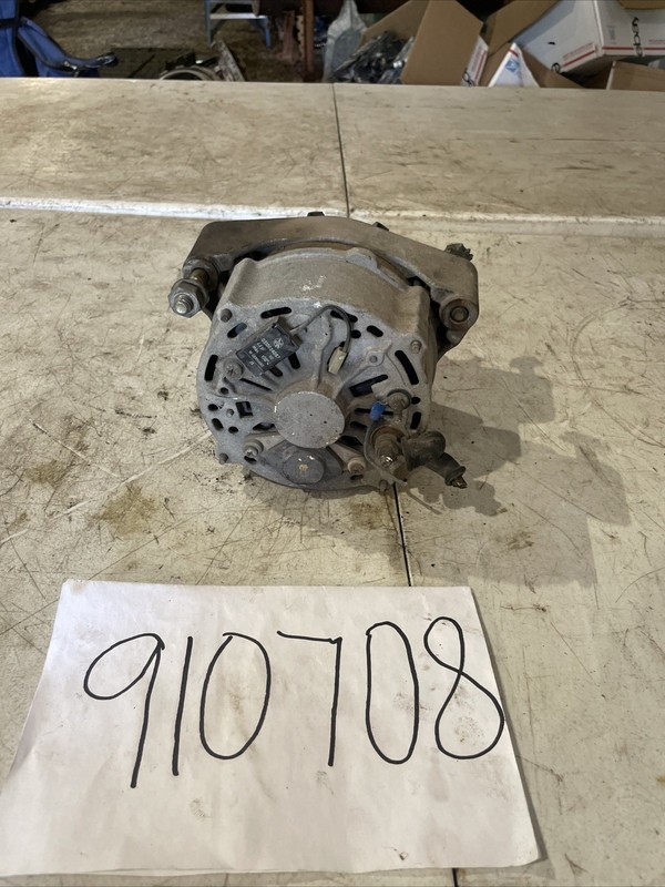 86 - 91 Mercedes Benz 420SEL Alternator80 Amp OEM