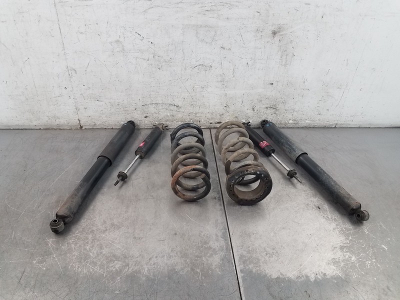 1999 Dodge Dakota R/T Shocks / Front Coil Springs #7114 B2