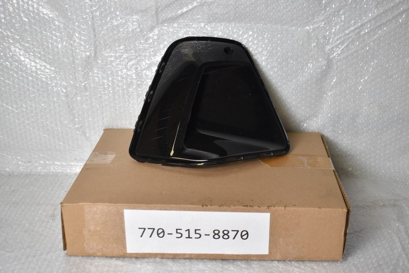 BMW 5 SERIES RIGHT SIDE AIR DUCT 2022-2023 OEM 158 577 11