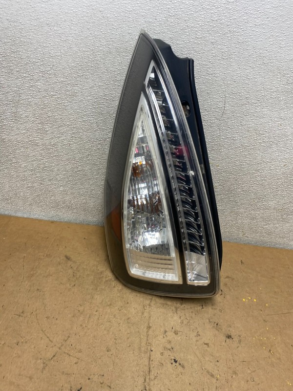 2008 2009 2010 Mazda 5 Left Driver LH Side Tail Light OEM X7053 PS