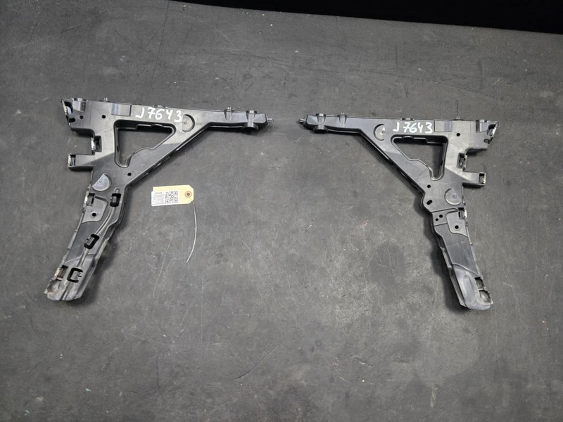 2PC Rear Bumper Right + Left Brackets Set 2018 Range Rover Velar 2019 - 2022